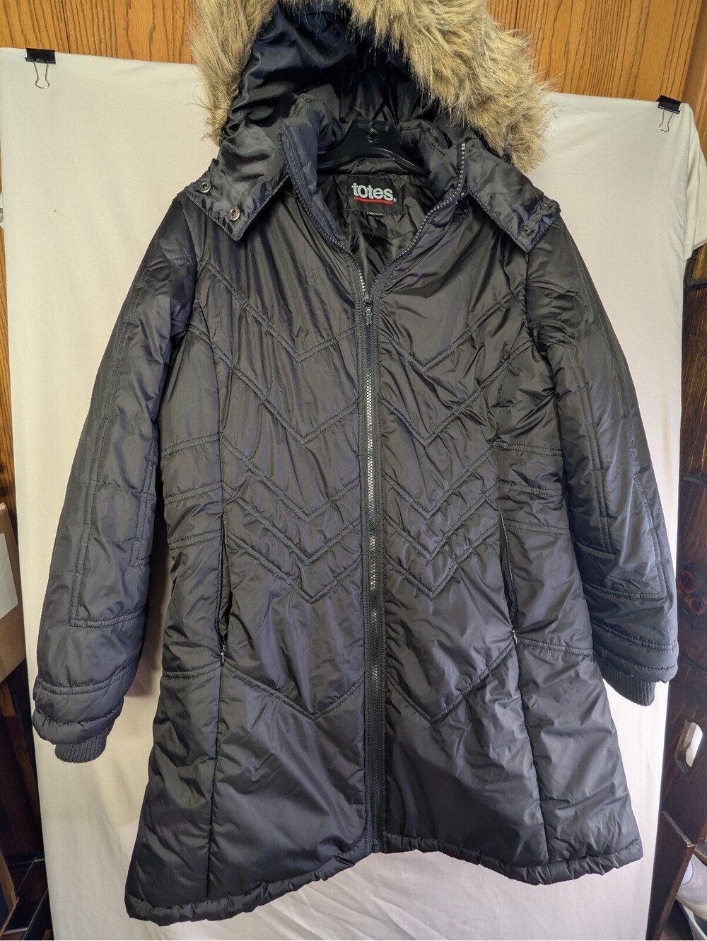 Totes‎ Black Quilted Winter Coat with Faux Fur Hood